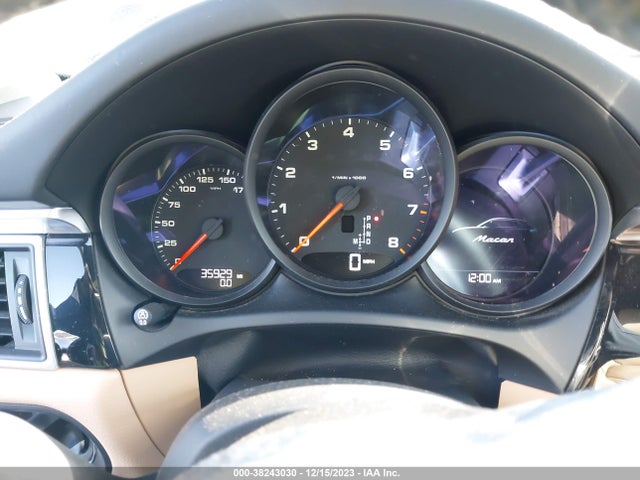 2018 PORSCHE MACAN WP1AA2A57JLB02353 Photo 6