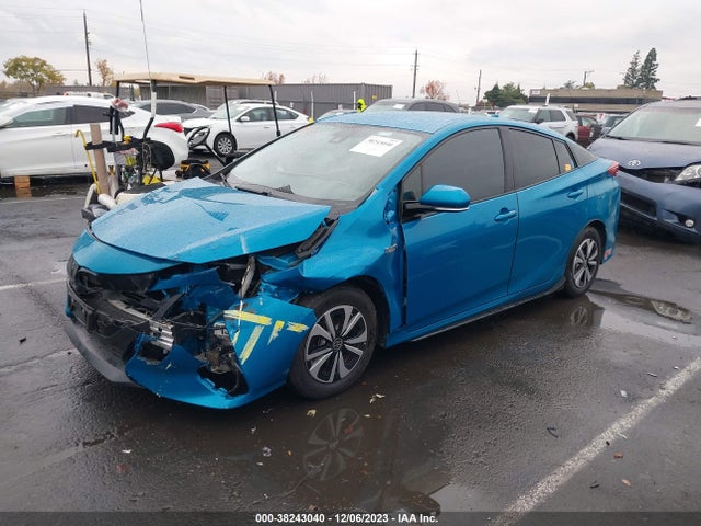 Toyota Prius Prime Premium 2017 JTDKARFP0H3003957 Image 2