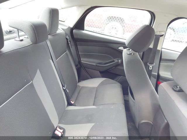 2014 FORD FOCUS SE VIN: 1FADP3F22EL174171