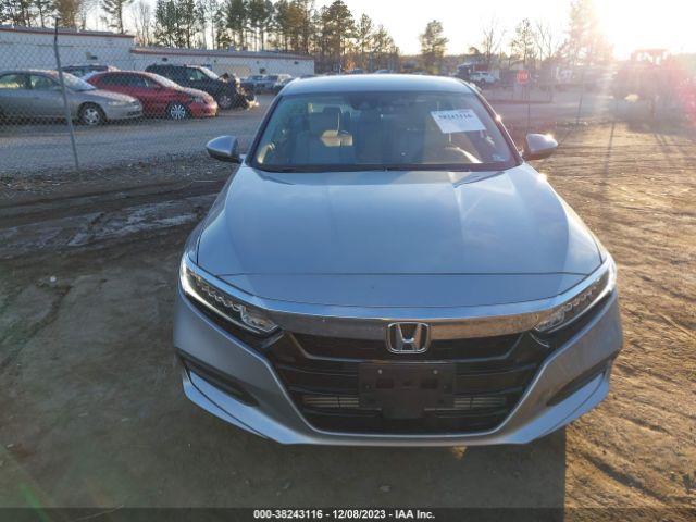 1HGCV1F1XKA048124 Honda ACCORD LX