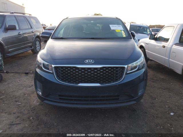 KNDMB5C15G6161500 KIA SEDONA LX