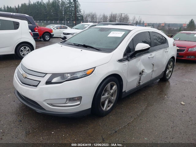 Chevrolet Volt 2014 1G1RE6E4XEU164727 Image 2