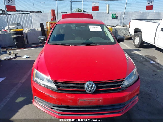 3VWD17AJ9FM355931 Volkswagen Jetta 1.8t Se