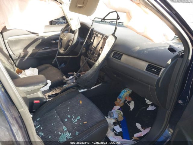 2018 MITSUBISHI OUTLANDER JA4AD2A33JJ004949 Photo 4