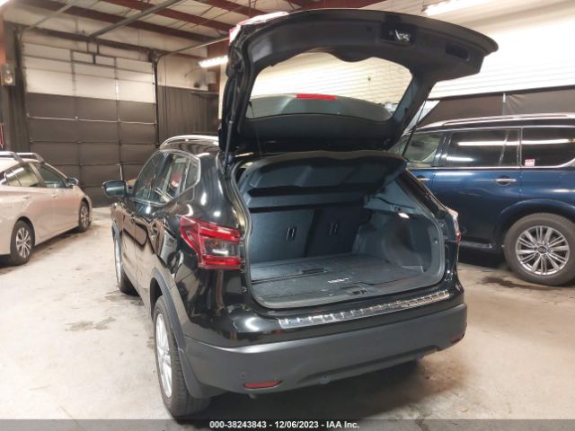 2020 NISSAN ROGUE SPORT JN1BJ1CVXLW275933 Photo 2