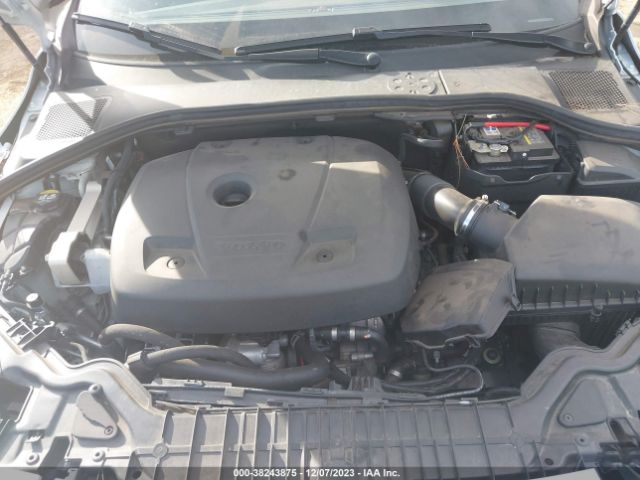 2018 VOLVO S60 YV126MFL5J2456866 Photo 9