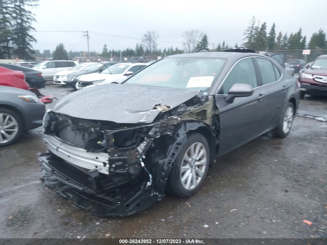 Toyota CAMRY LE 2020 4T1C11AK6LU866567 Image 2