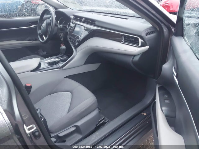 Toyota CAMRY LE 2020 4T1C11AK6LU866567 Image 5
