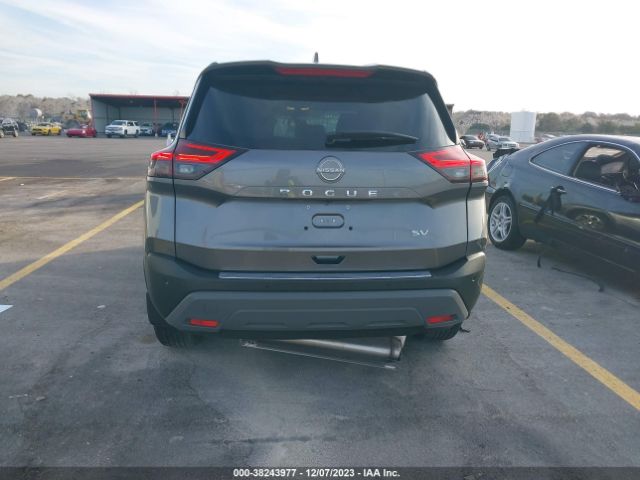JN8BT3BA3PW422119 Nissan Rogue Sv Fwd
