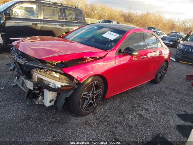 W1K3G4FB6LW044469 Mercedes-Benz A 220 4matic