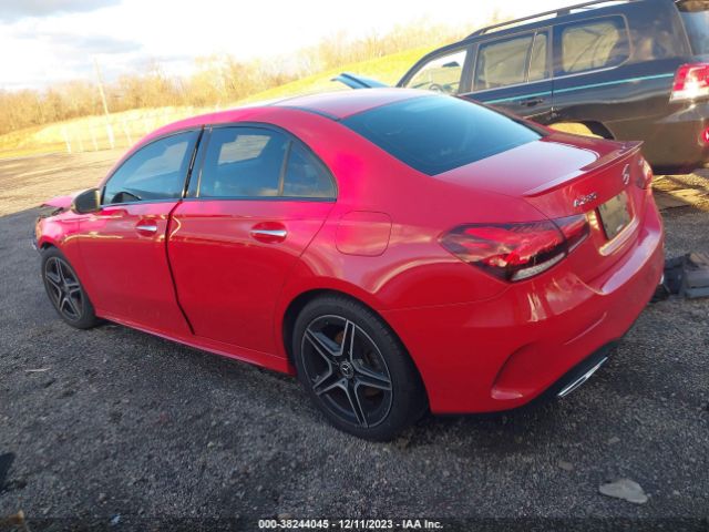 W1K3G4FB6LW044469 Mercedes-Benz A 220 4matic