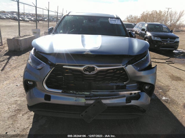 Toyota Highlander Xle 2022 5TDGZRAH8NS108822 Image 12