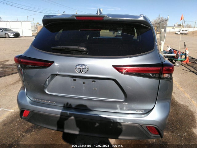 Toyota Highlander Xle 2022 5TDGZRAH8NS108822 Image 16