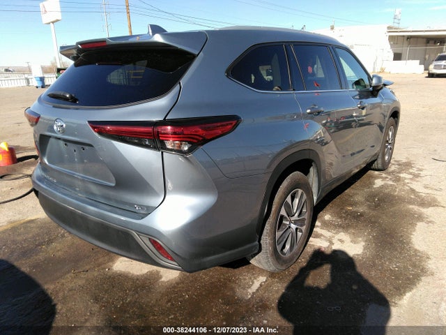 Toyota Highlander Xle 2022 5TDGZRAH8NS108822 Image 4