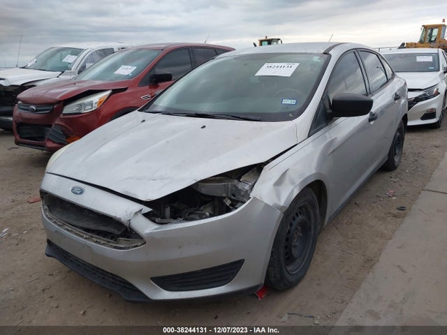 Ford FOCUS S 2015 1FADP3E24FL313770 Image 6