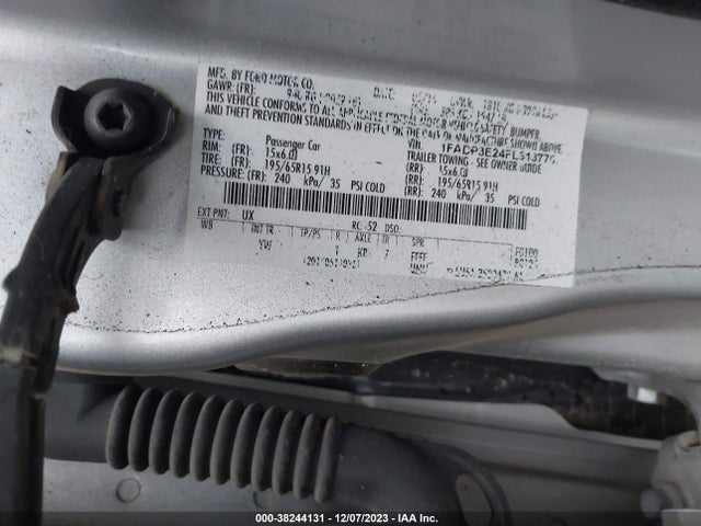 Ford FOCUS S 2015 1FADP3E24FL313770 Image 9