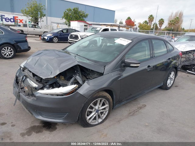 Ford FOCUS SE 2015 1FADP3F23FL369780 Image 2
