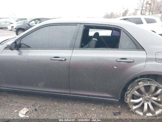 Chrysler 300 S 2014 2C3CCABG6EH331032 Image 13