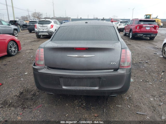 Chrysler 300 S 2014 2C3CCABG6EH331032 Image 15