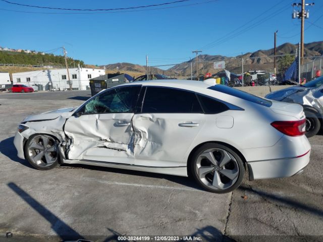 1HGCV2F95KA035342 Honda Accord Touring 2.0t