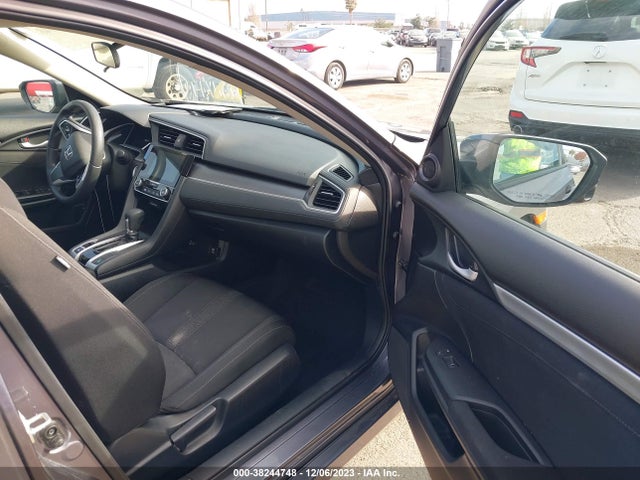 2018 HONDA CIVIC EX VIN: 19XFC2F81JE208343