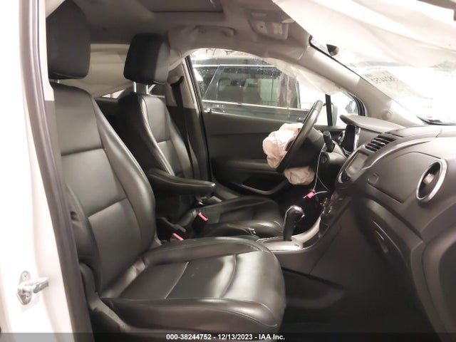 Chevrolet TRAX LTZ 2016 3GNCJRSB1GL264250 Image 5