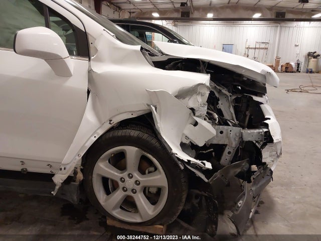 Chevrolet TRAX LTZ 2016 3GNCJRSB1GL264250 Image 6