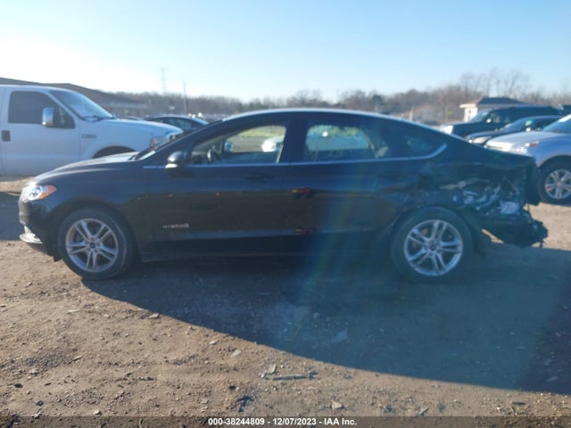 3FA6P0LU6JR221372 Ford Fusion Hybrid Se