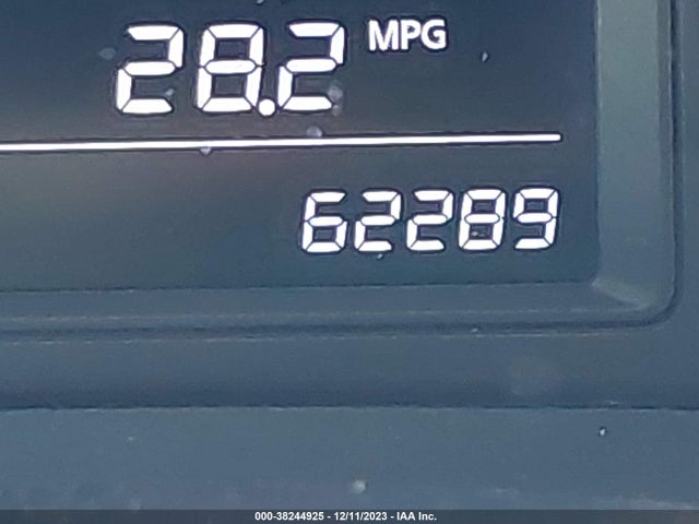 2015 NISSAN SENTRA S VIN: 3N1AB7AP2FY228103