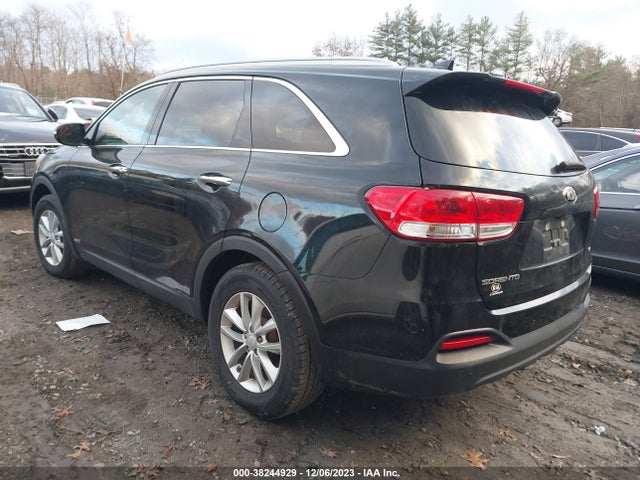 2018 KIA SORENTO 2.4L LX VIN: 5XYPGDA33JG376231