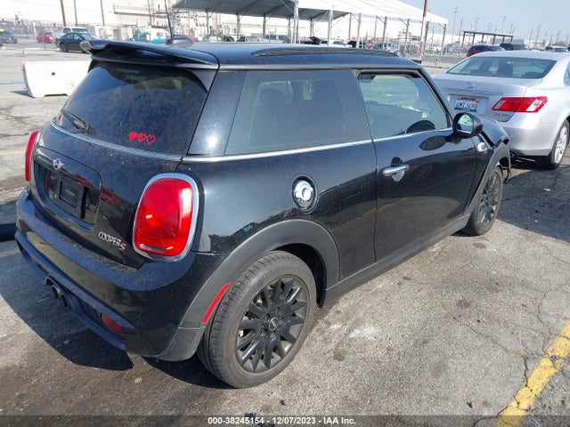 2017 MINI HARDTOP WMWXP7C35H2A46366 Photo 3