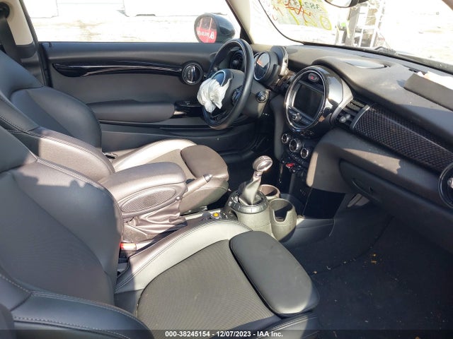 2017 MINI HARDTOP WMWXP7C35H2A46366 Photo 4