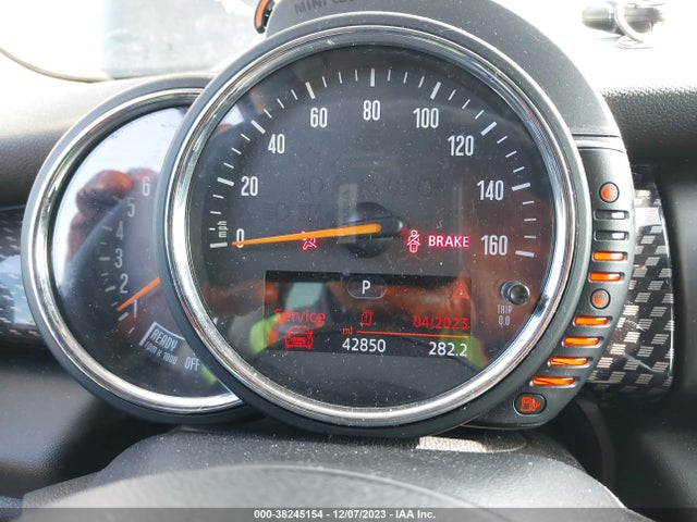 2017 MINI HARDTOP WMWXP7C35H2A46366 Photo 6