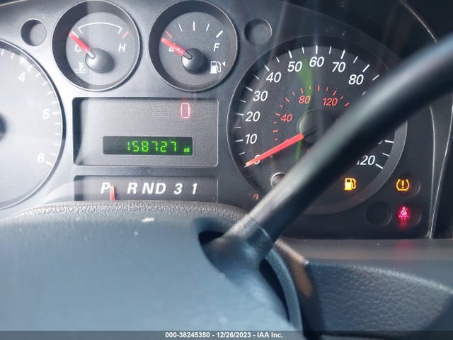 2005 FORD FREESTAR SE VIN: 2FMDA51605BA52115