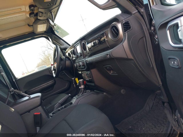 1C4GJXAN6LW316745 Jeep Wrangler Sport S