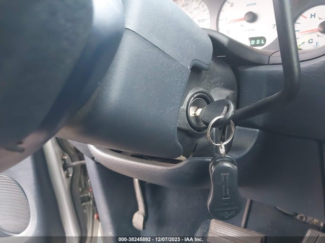 2002 DODGE CARAVAN SPORT VIN: 1B4GP45352B563778