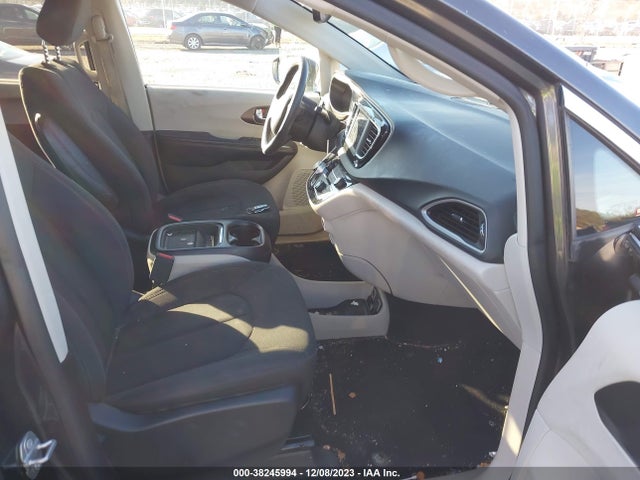 Chrysler Pacifica Touring Plus 2019 2C4RC1FG0KR666499 Image 5
