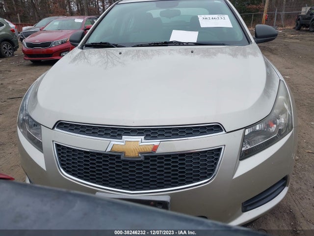 Chevrolet Cruze Ls Auto 2014 1G1PA5SG2E7258854 Image 12