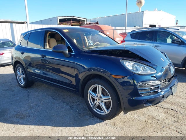 2012 PORSCHE CAYENNE WP1AA2A24CLA06740 Photo 0
