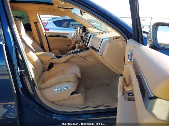 2012 PORSCHE CAYENNE WP1AA2A24CLA06740 Photo 4