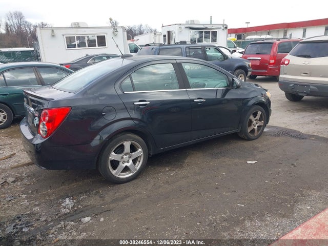 Chevrolet Sonic Ltz Auto 2015 1G1JE5SB9F4122271 Image 4