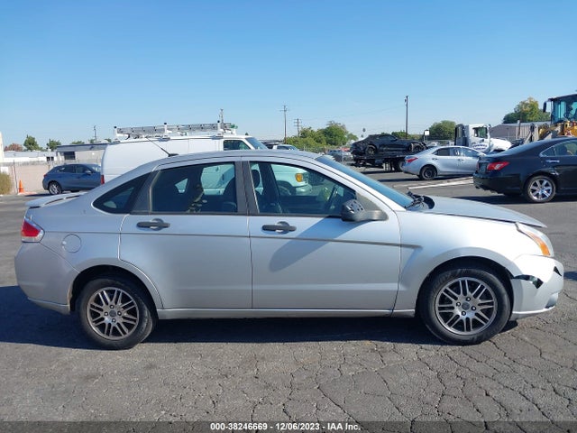 2011 FORD FOCUS SE VIN: 1FAHP3FN6BW198673