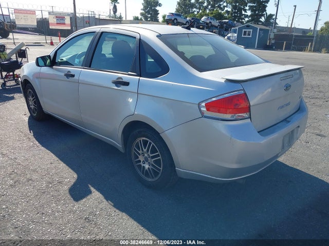 2011 FORD FOCUS SE VIN: 1FAHP3FN6BW198673