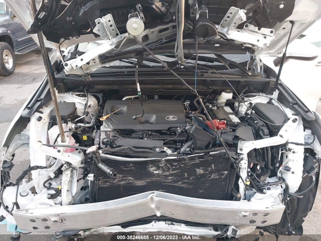2T2ADCAZ9RC007017 Lexus NX 250