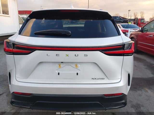 2T2ADCAZ9RC007017 Lexus NX 250