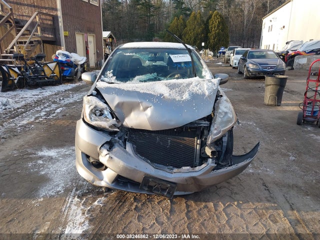 2010 HONDA FIT SPORT VIN: JHMGE8H44AC001804