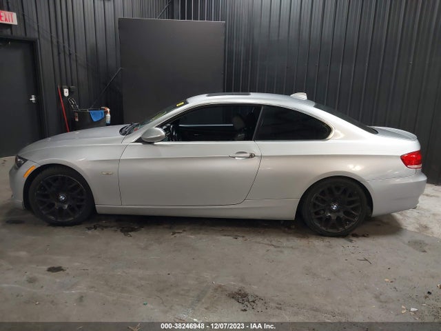 2008 BMW 328I VIN: WBAWB33588P135711