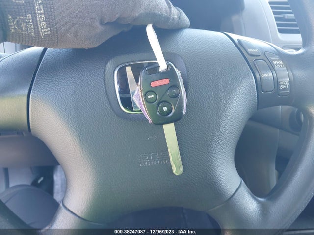 2003 HONDA ACCORD 2.4 LX VIN: 1HGCM56363A026554