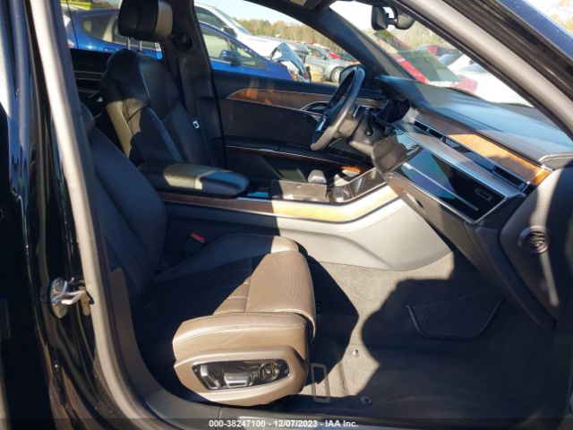 2019 AUDI A8 L WAU8DAF87KN005046 Photo 4
