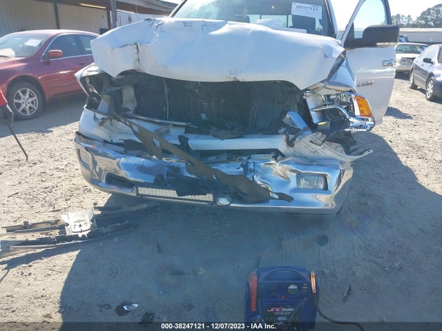 2011 RAM RAM 1500 SLT VIN: 1D7RB1CT4BS526805